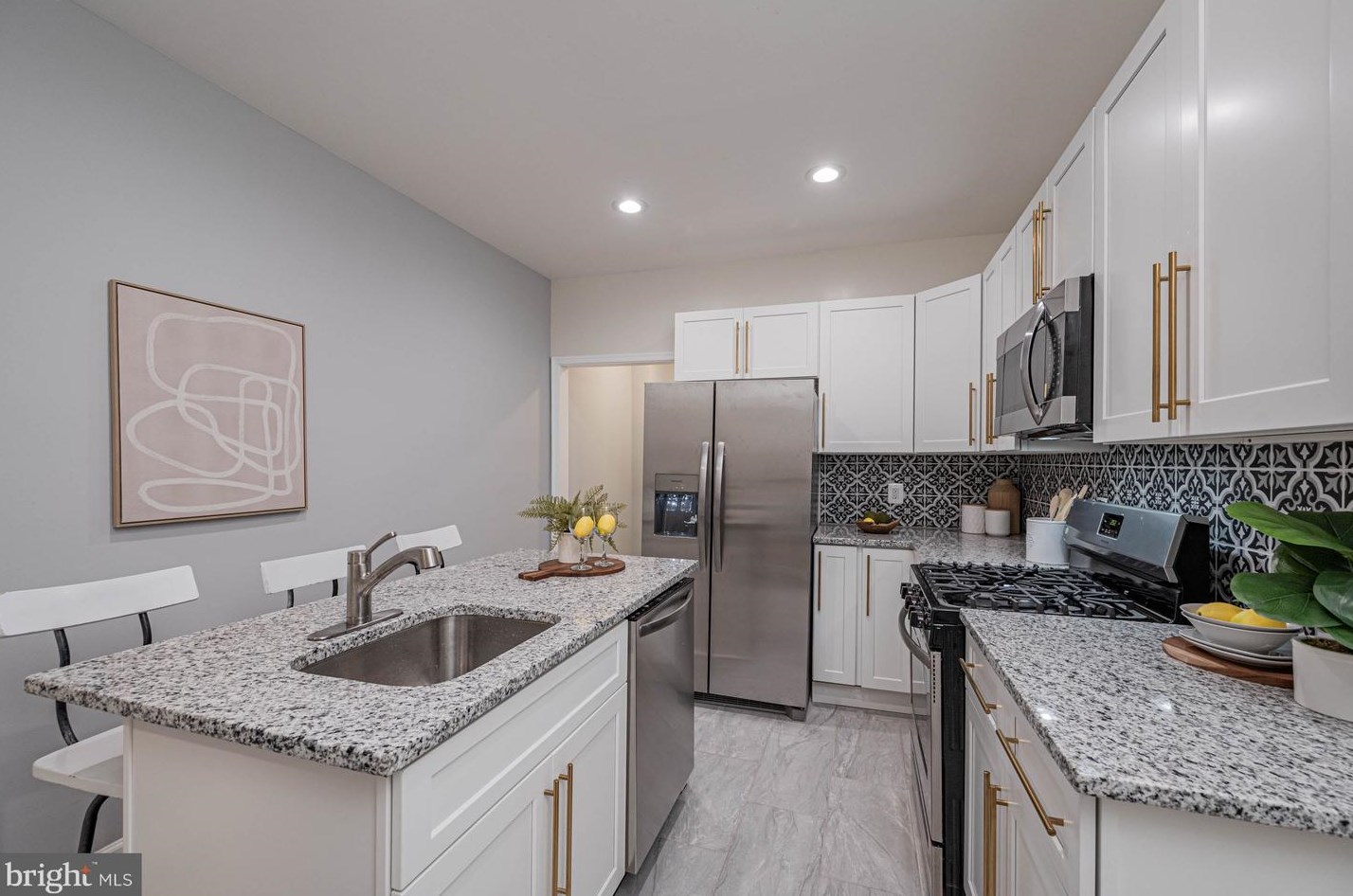 2239 Barclay St, Baltimore MD  21218-5845 exterior