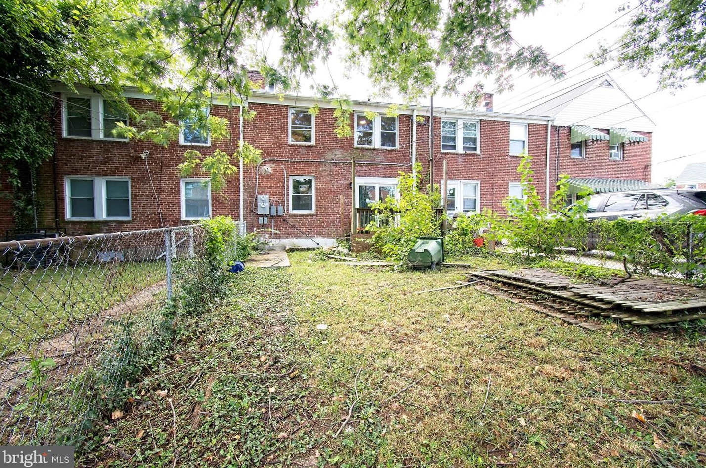 5504 Midwood Ave, Baltimore MD 21212-4029 exterior