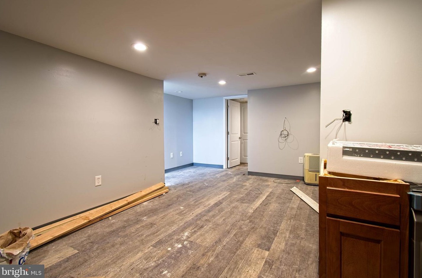 5504 Midwood Ave, Baltimore MD 21212-4029 exterior