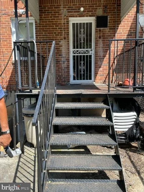 5621 Cadillac Ave, Baltimore MD 21207-7010 exterior