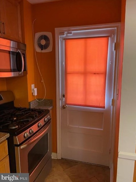 5621 Cadillac Ave, Baltimore MD 21207-7010 exterior