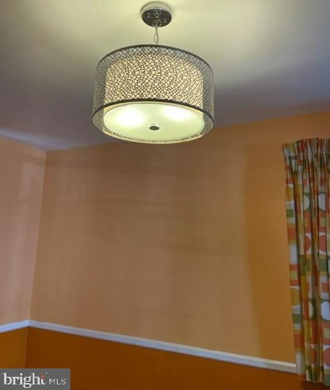 5621 Cadillac Ave, Baltimore MD 21207-7010 exterior