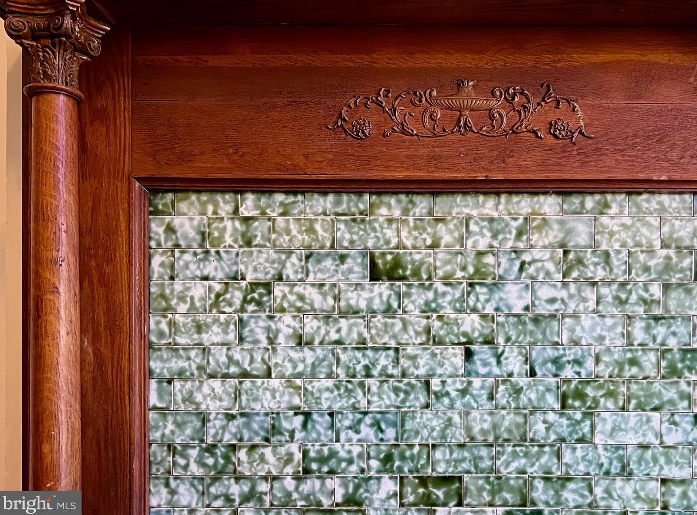 2820 Calvert St, Baltimore MD 21202-3737 exterior