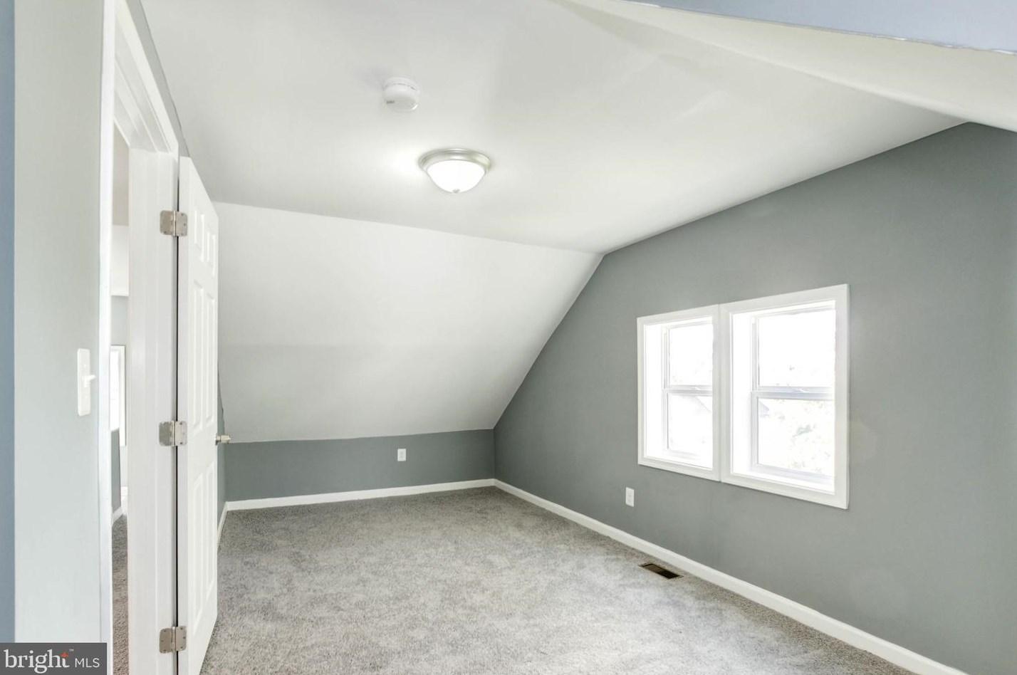 5105 Ivanhoe Ave, Baltimore MD  21212-4320 exterior