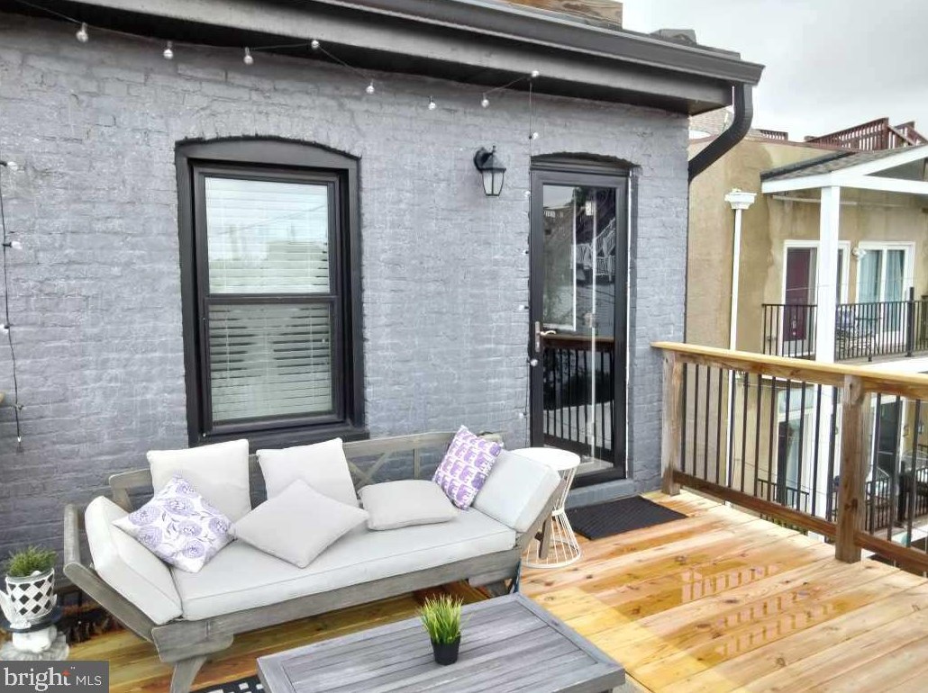 309 Cross St, Baltimore MD  21230-4115 exterior