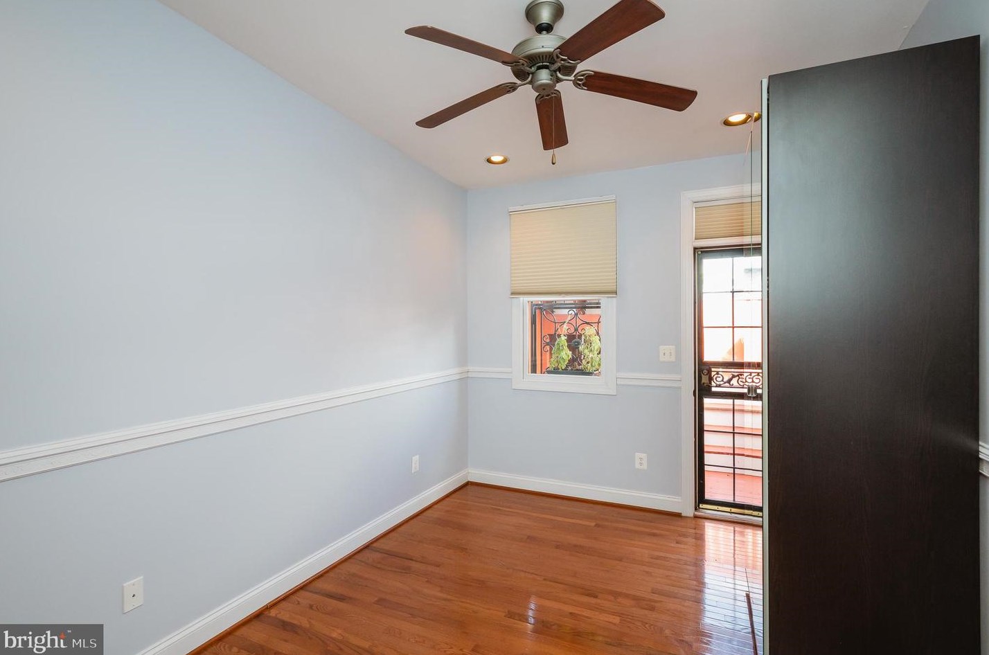 13 Glover St, Baltimore MD  21224-1140 exterior