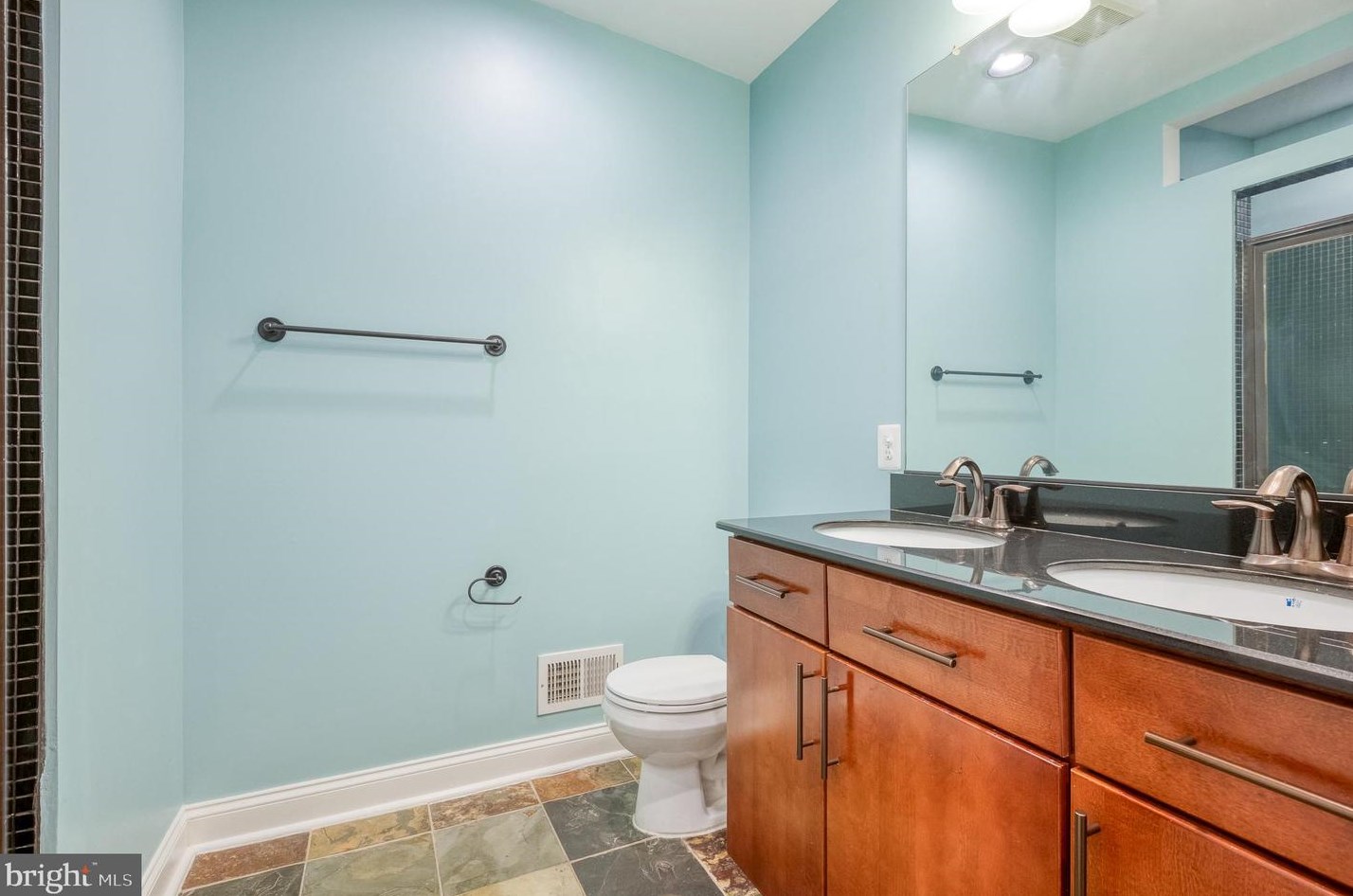 13 Glover St, Baltimore MD  21224-1140 exterior