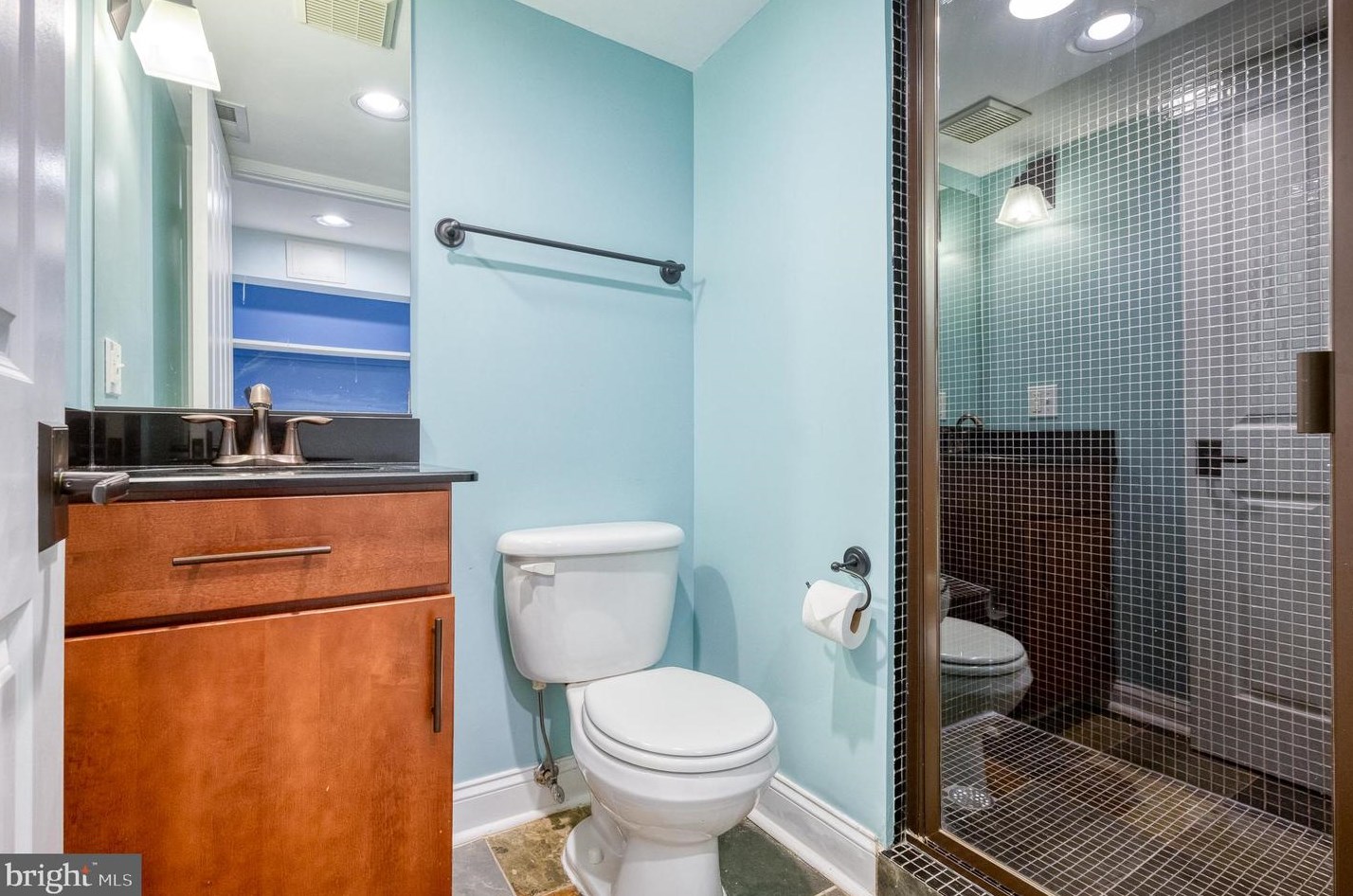 13 Glover St, Baltimore MD  21224-1140 exterior
