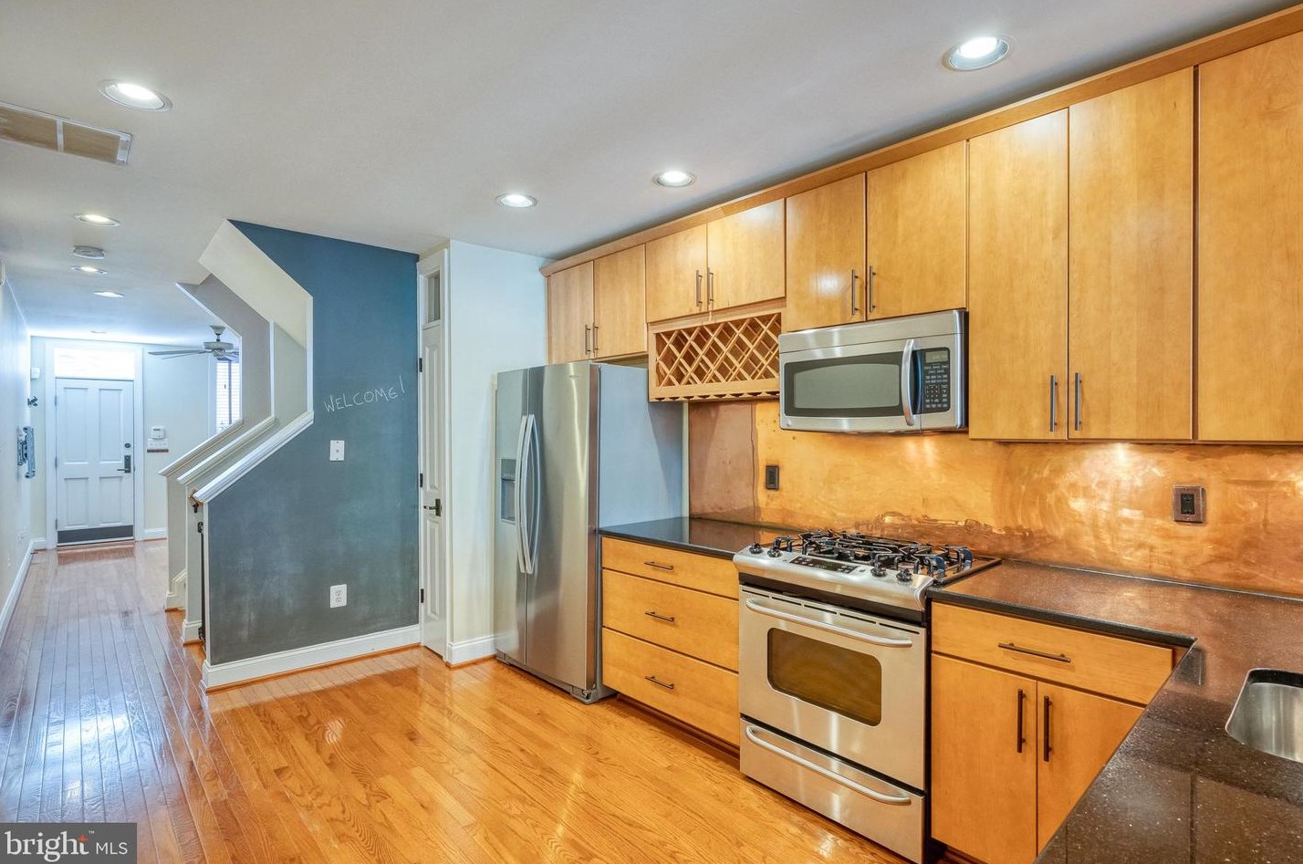 13 Glover St, Baltimore MD  21224-1140 exterior