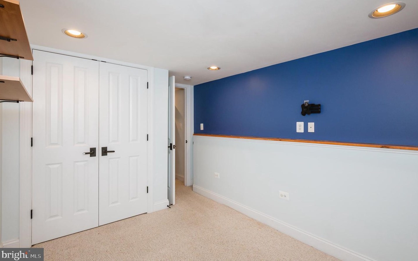 13 Glover St, Baltimore MD  21224-1140 exterior