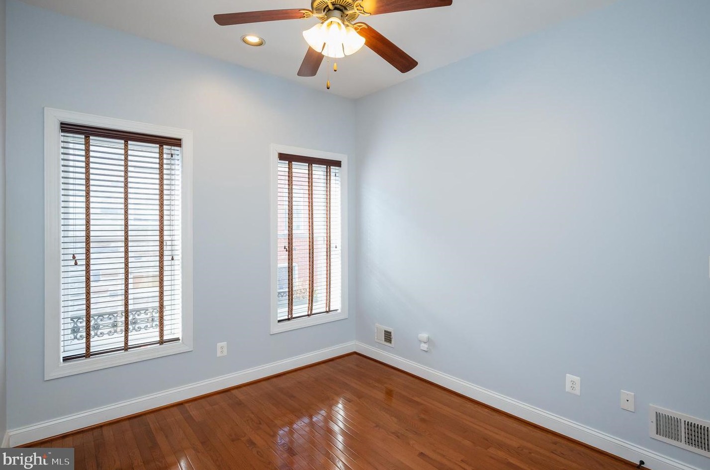 13 Glover St, Baltimore MD  21224-1140 exterior