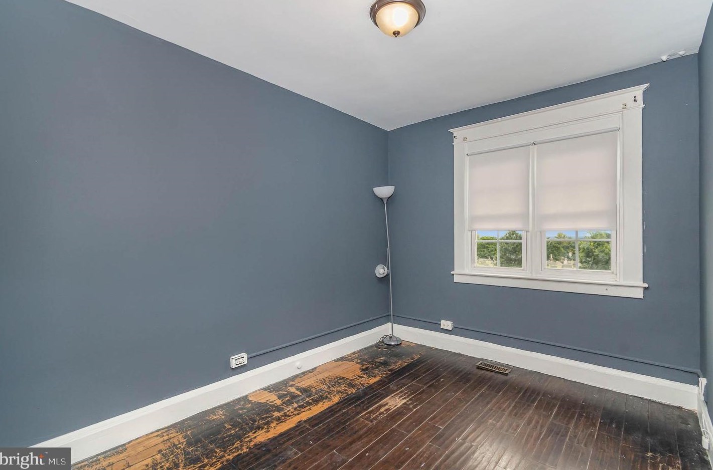 4124 Edmondson Ave, Baltimore MD  21229-1807 exterior