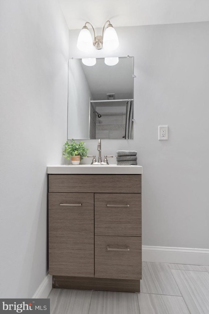 5505 The Alameda, Baltimore MD 21218-1359 exterior