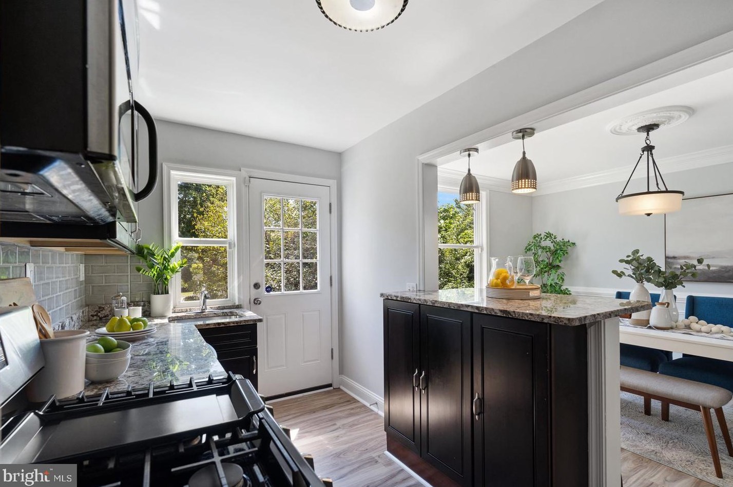 5505 The Alameda, Baltimore MD 21218-1359 exterior