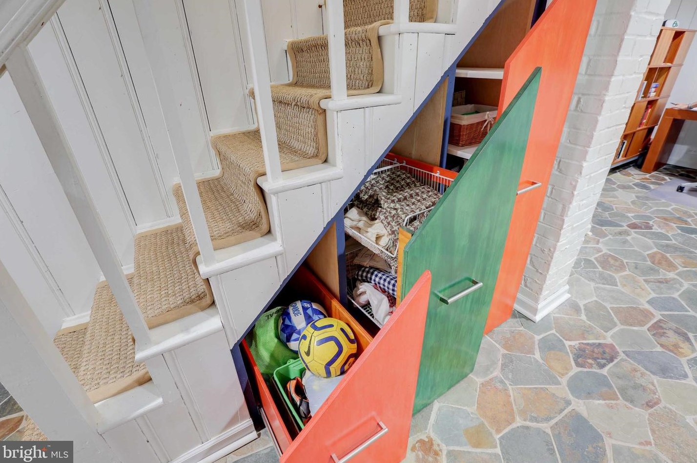 313 Broadmoor Rd, Baltimore MD  21212-3808 exterior