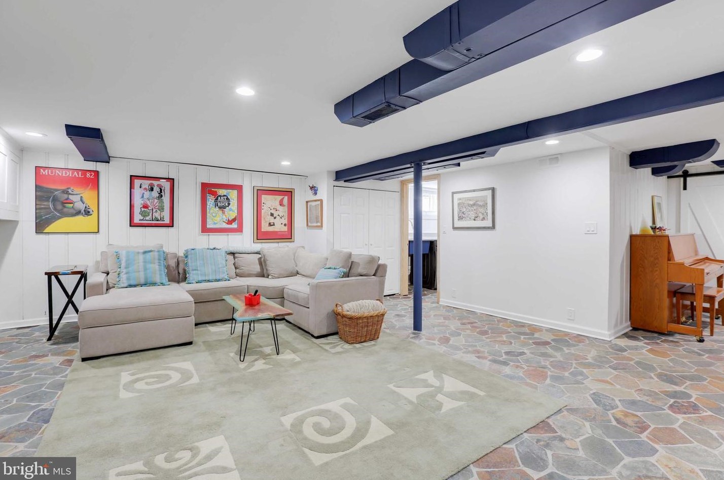 313 Broadmoor Rd, Baltimore MD  21212-3808 exterior