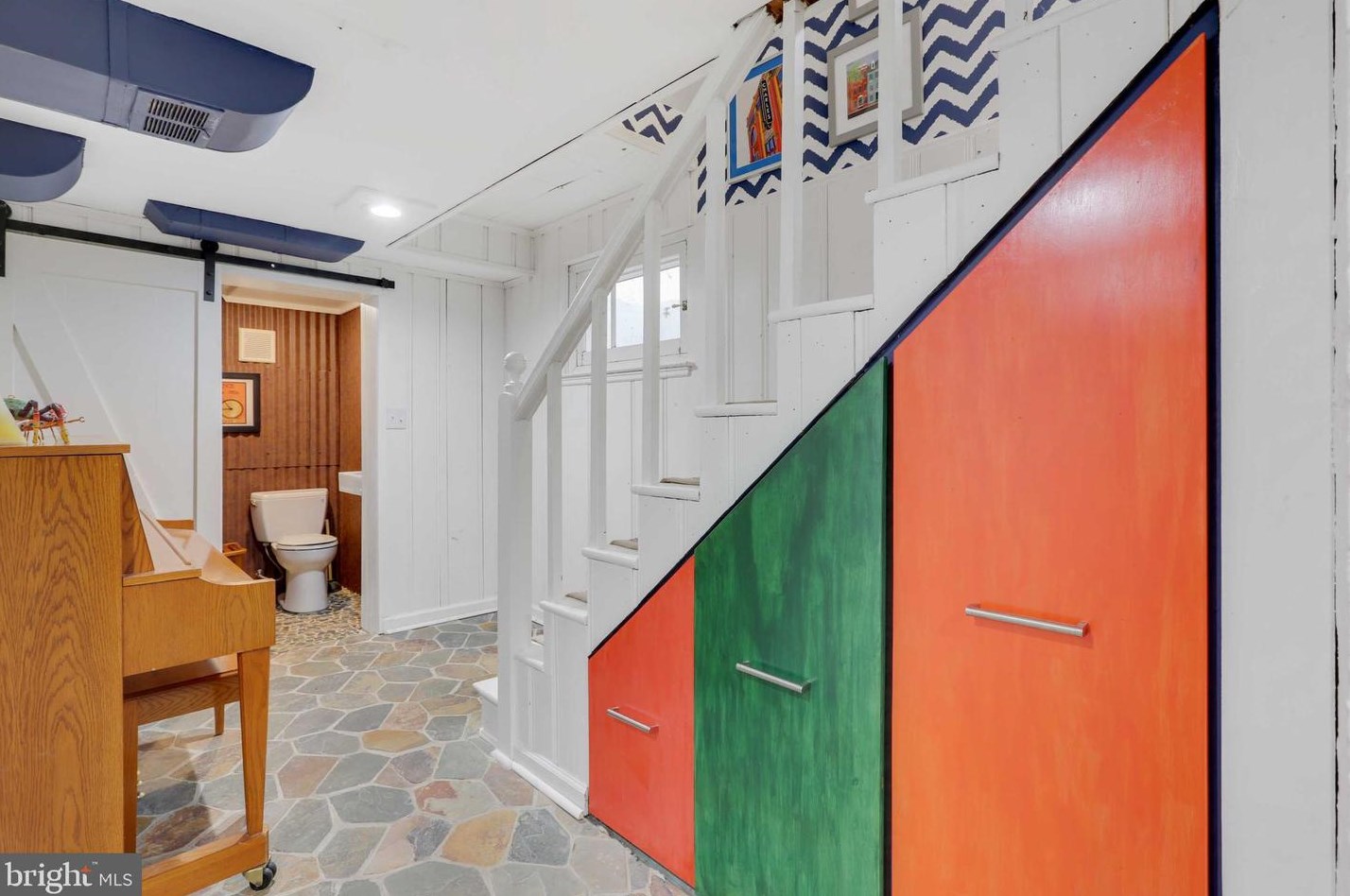 313 Broadmoor Rd, Baltimore MD  21212-3808 exterior