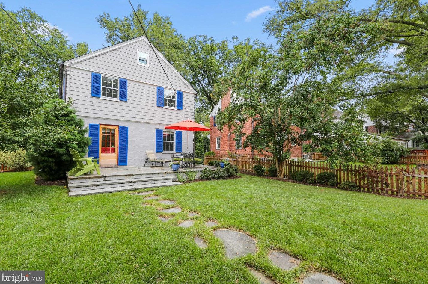 313 Broadmoor Rd, Baltimore MD  21212-3808 exterior