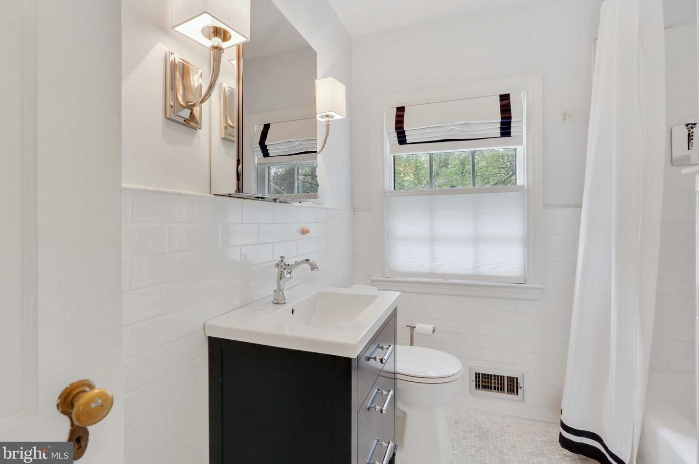 313 Broadmoor Rd, Baltimore MD  21212-3808 exterior