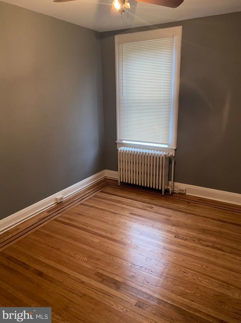 2818 Pelham Ave, Baltimore MD  21213-1220 exterior