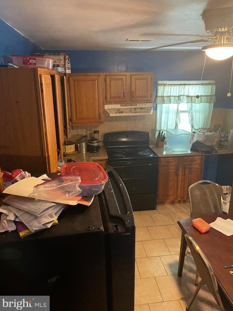 4816 Laurel Ave, Baltimore MD 21215-6402 exterior