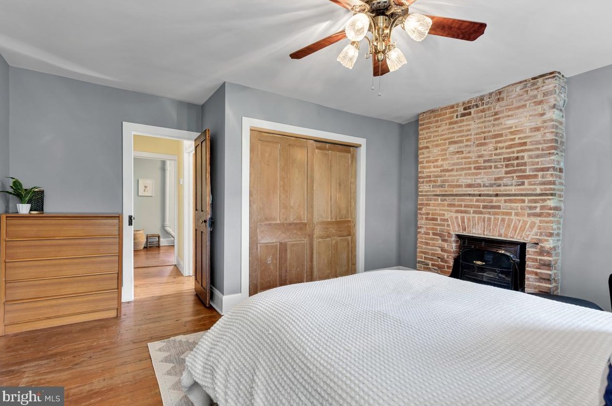 718 Pacific St, Baltimore MD  exterior