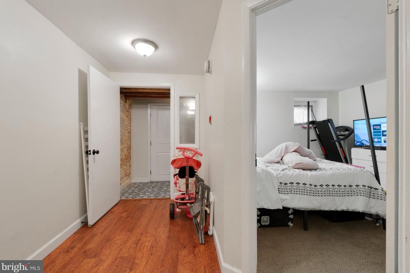 1739 Park Ave, Baltimore MD 21217-4816 exterior