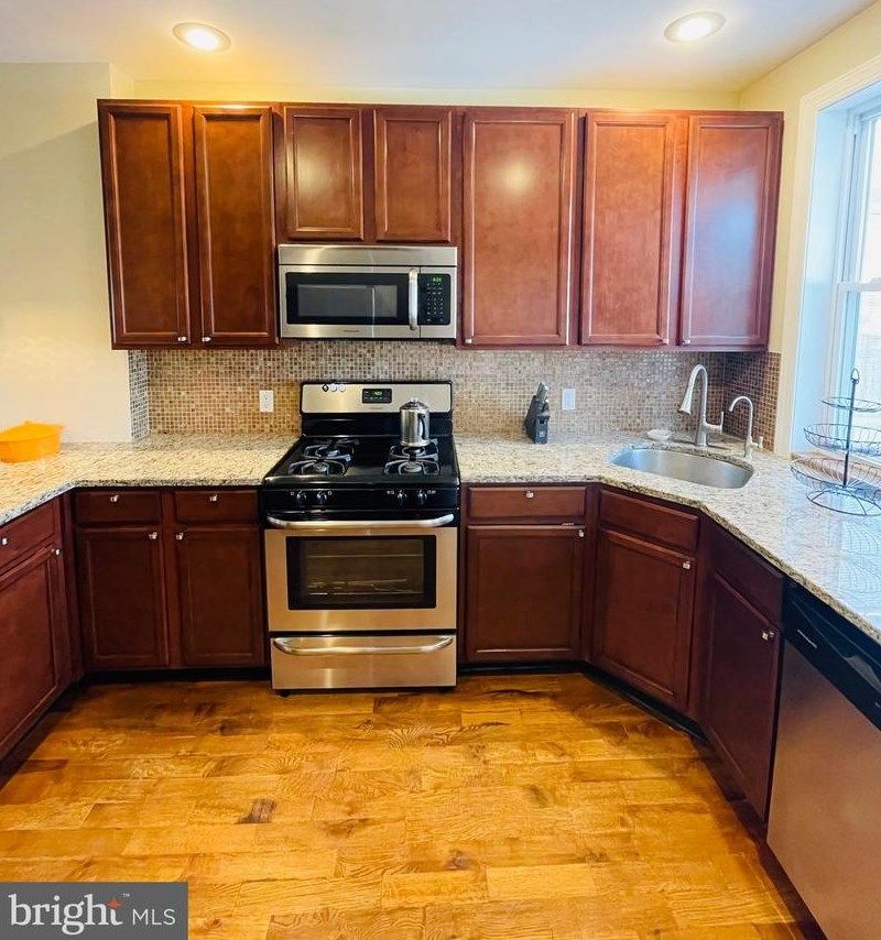 418 Bonsal St, Baltimore MD  21224-2708 exterior