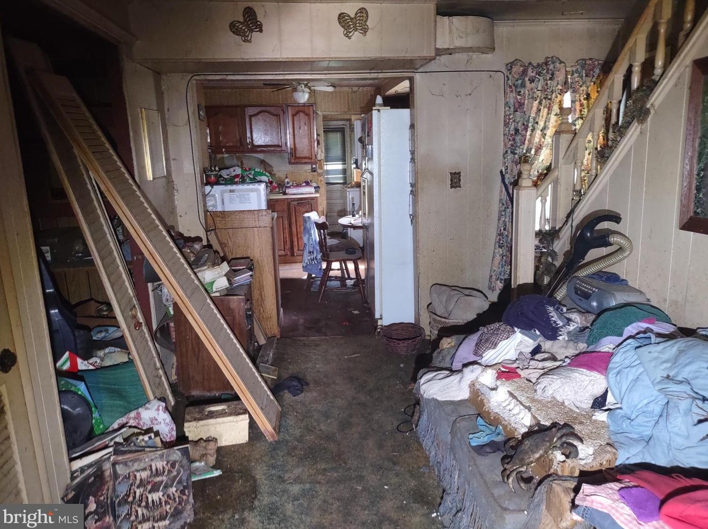 614 Maude Ave, Baltimore MD  21225-1930 exterior