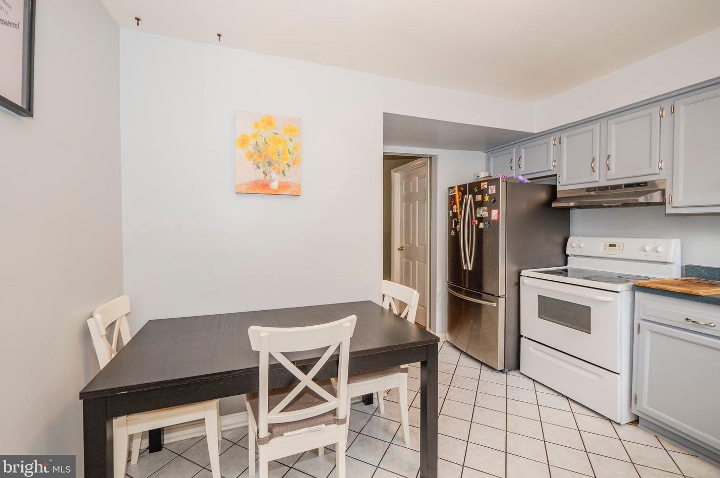 609 Fremont Ave, Baltimore MD 21217-2553 exterior