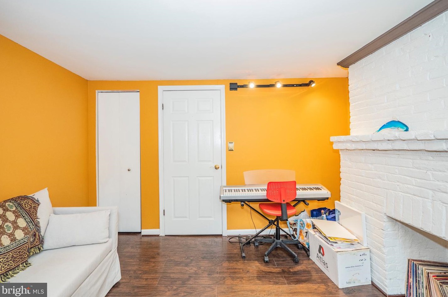 609 Fremont Ave, Baltimore MD 21217-2553 exterior