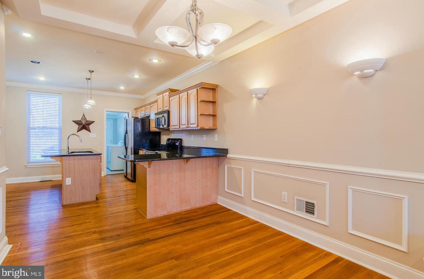 15 Linwood Ave, Baltimore MD  21224-1246 exterior