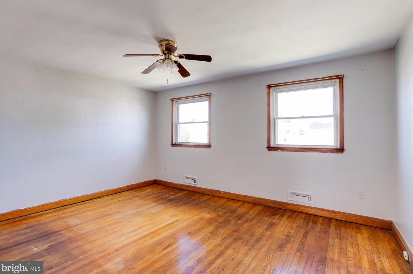 3809 Bonview Ave, Baltimore MD 21213-2012 exterior