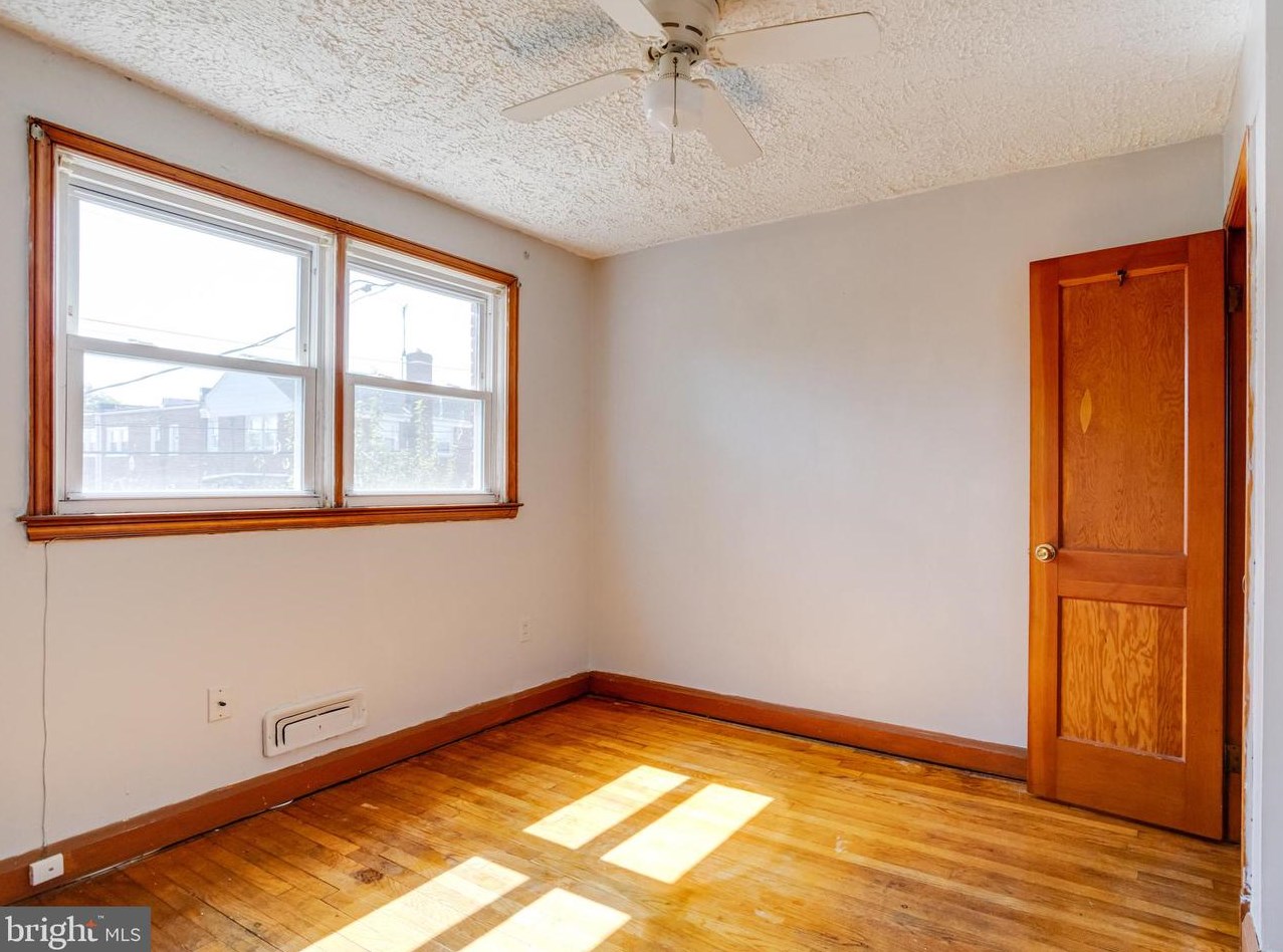 3809 Bonview Ave, Baltimore MD 21213-2012 exterior