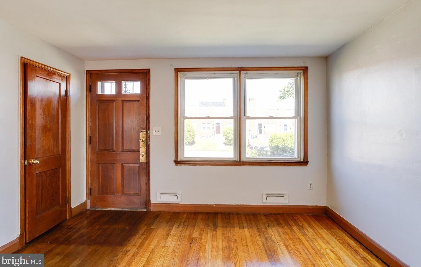 3809 Bonview Ave, Baltimore MD 21213-2012 exterior