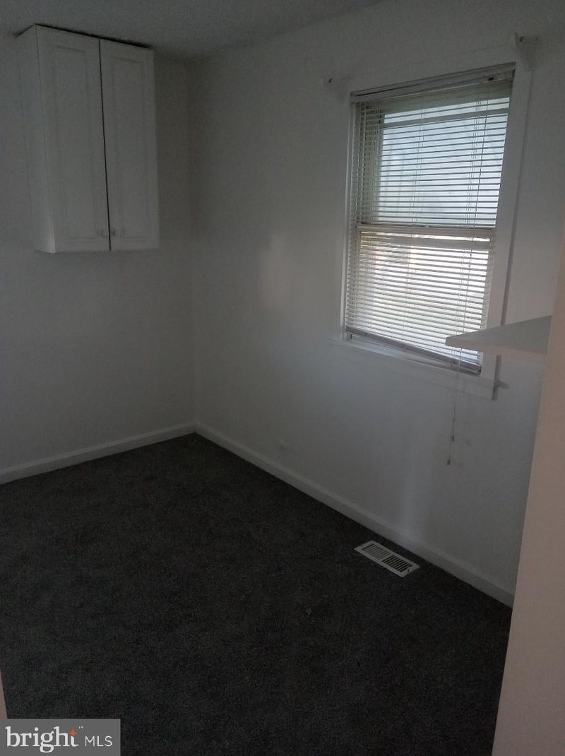 6500 Colgate Ave, Baltimore MD  21222-4003 exterior