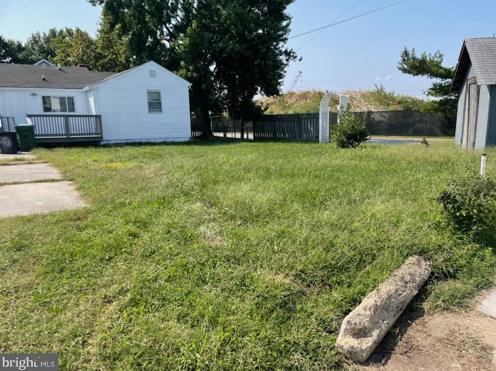 6500 Colgate Ave, Baltimore MD  21222-4003 exterior