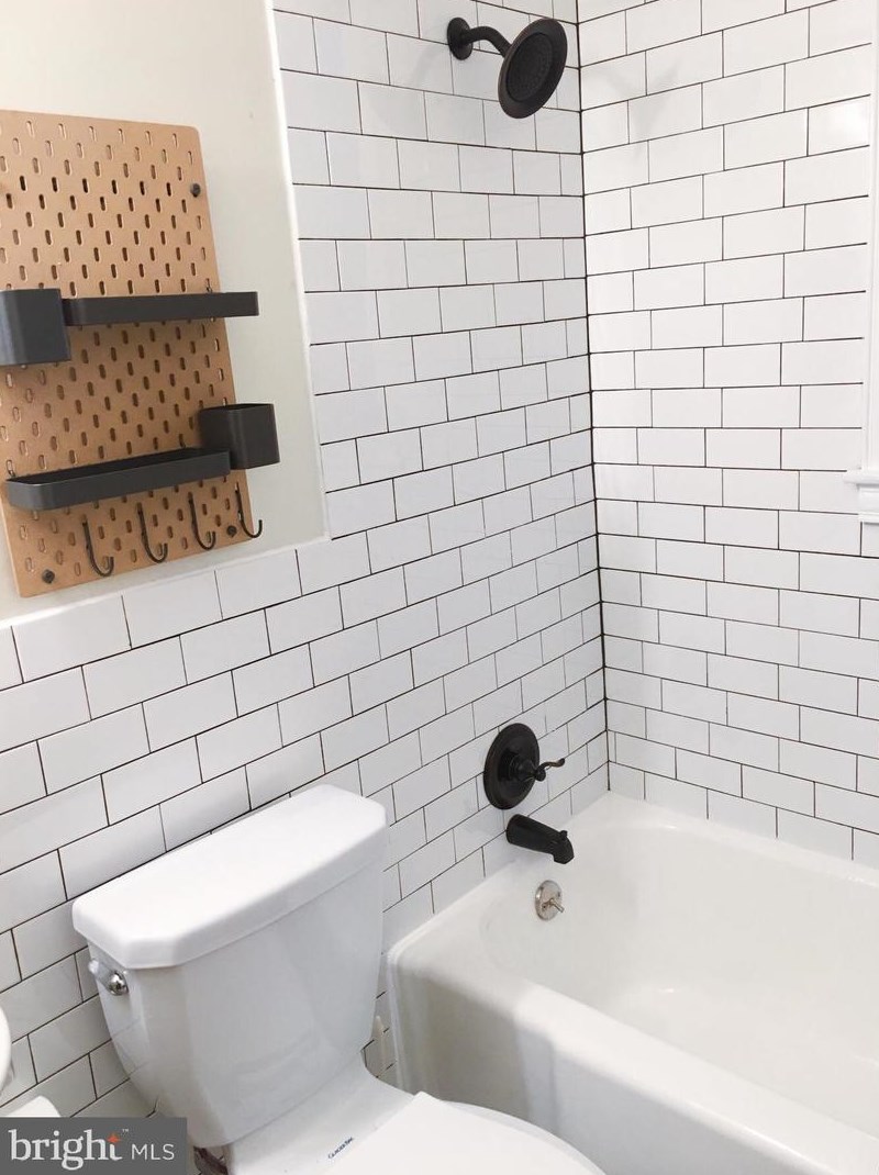 329 Drew St, Baltimore MD 21224-2717 exterior