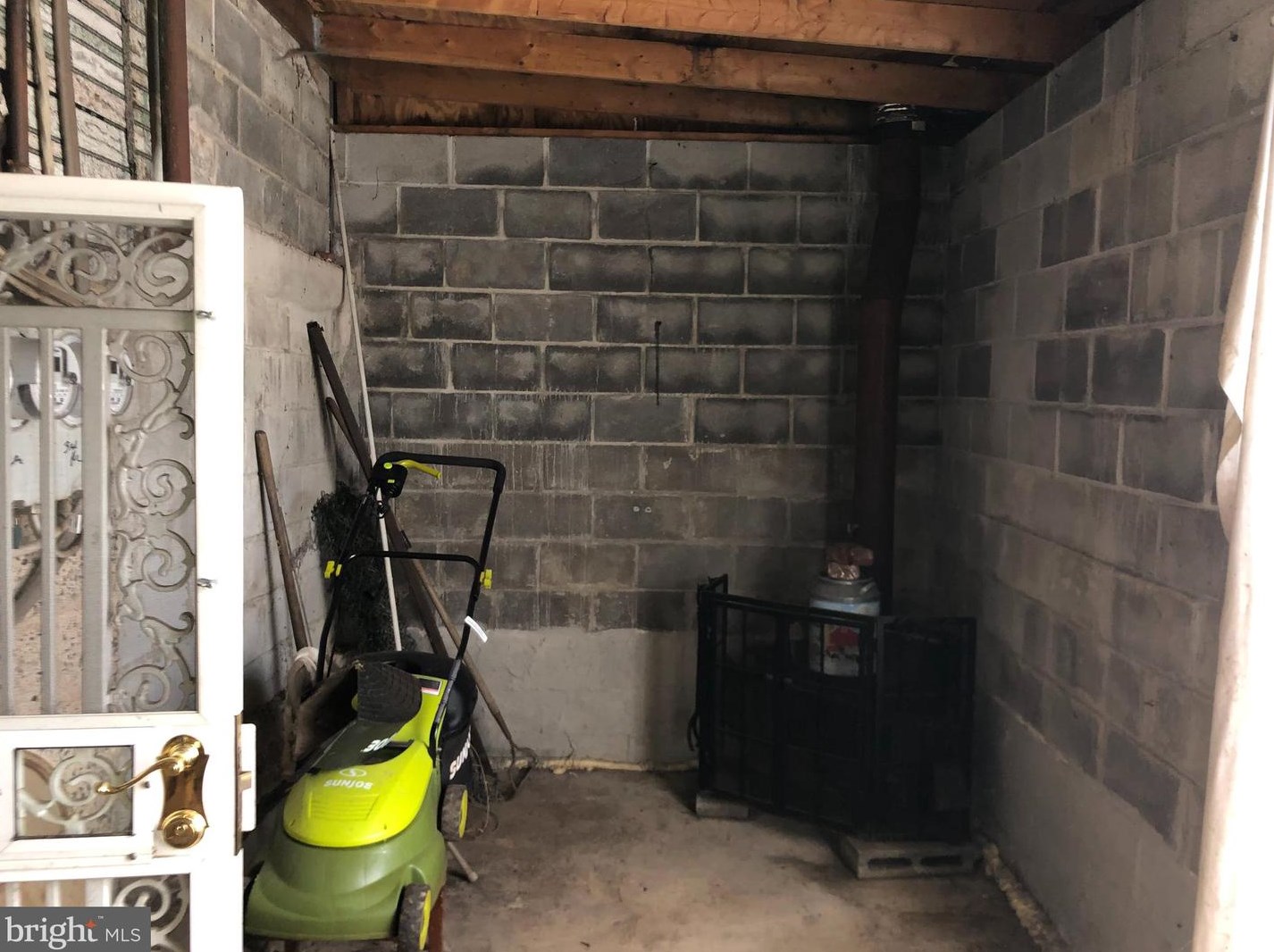 4027 Belle Ave, Baltimore MD 21207-7101 exterior