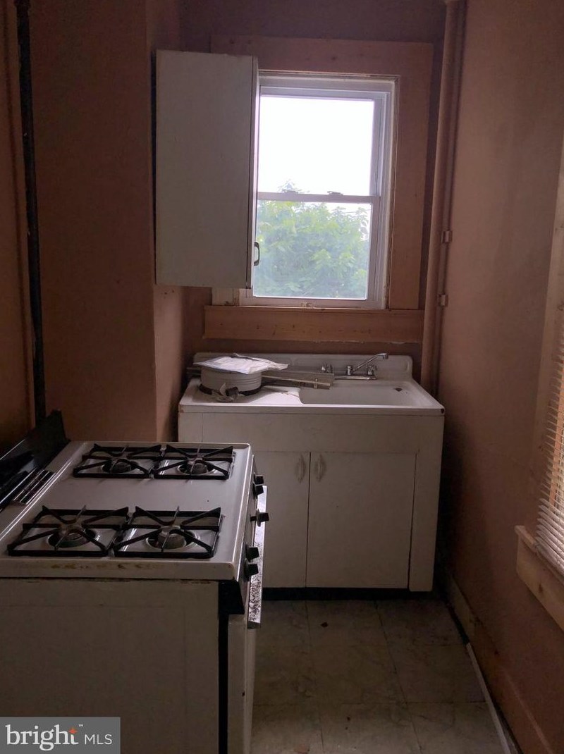 4027 Belle Ave, Baltimore MD 21207-7101 exterior