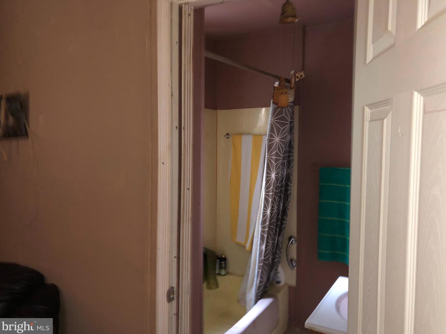 4027 Belle Ave, Baltimore MD 21207-7101 exterior