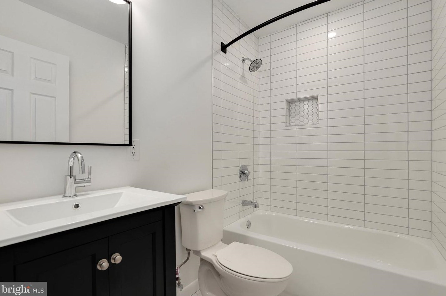 417 Nottingham Rd, Baltimore MD  21229-2439 exterior