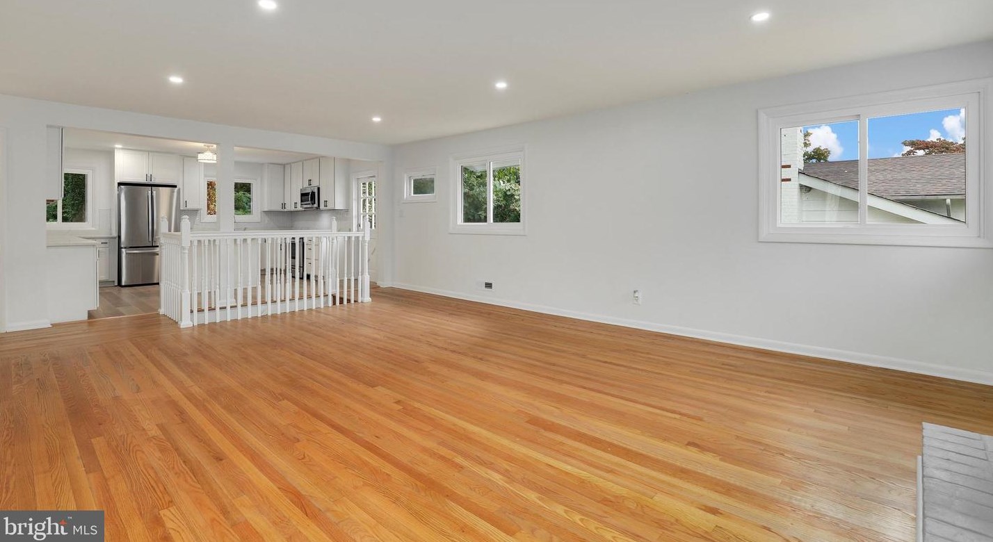 417 Nottingham Rd, Baltimore MD  21229-2439 exterior