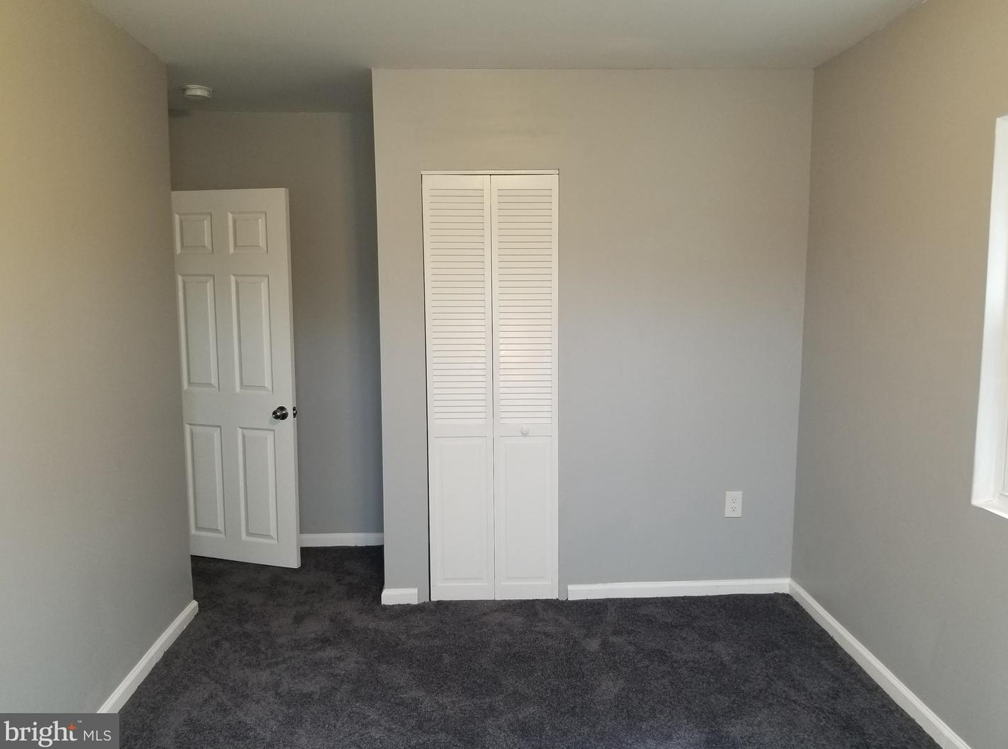 4500 Garden Dr, Baltimore MD  21215-6301 exterior