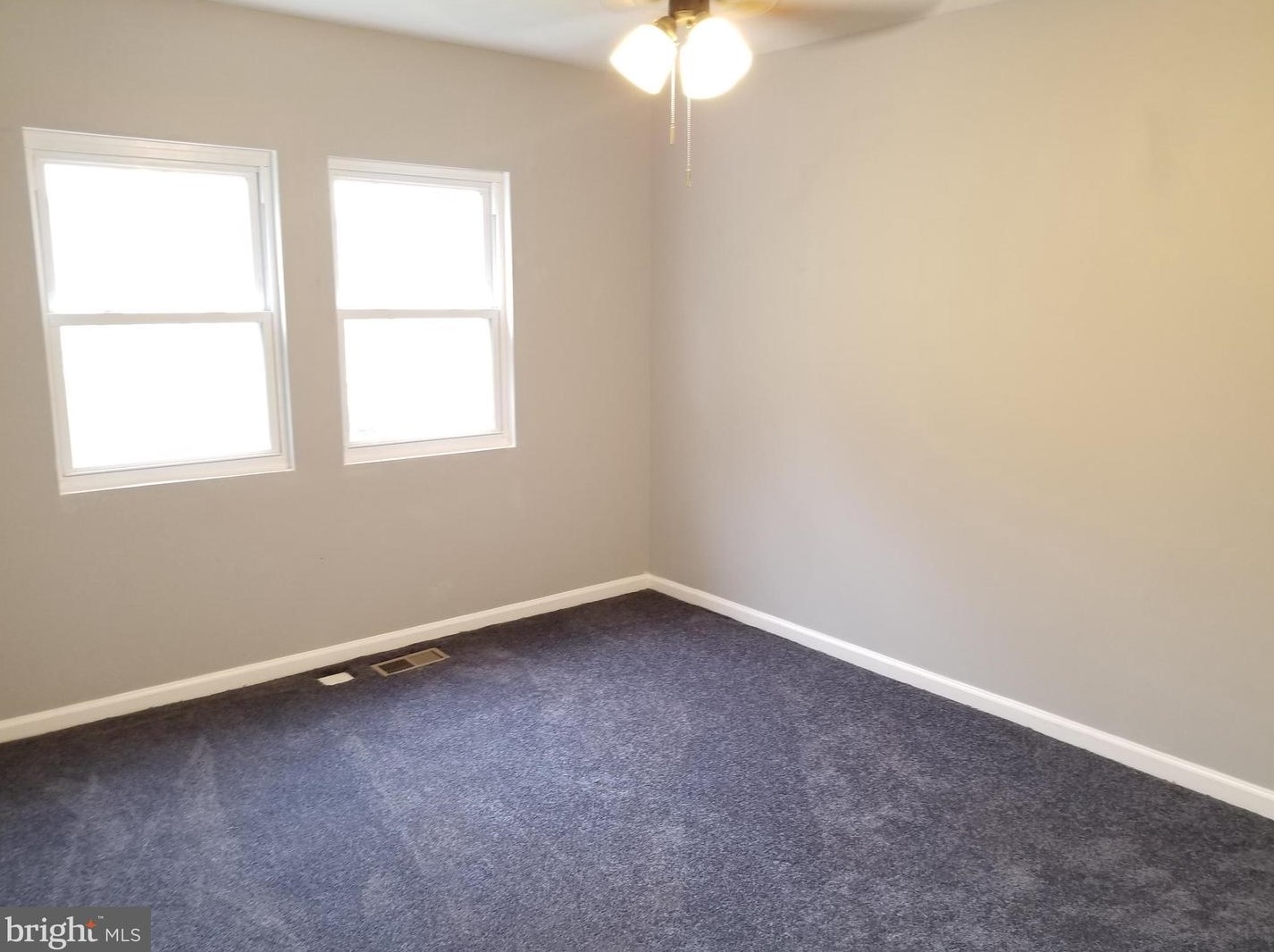 4500 Garden Dr, Baltimore MD  21215-6301 exterior