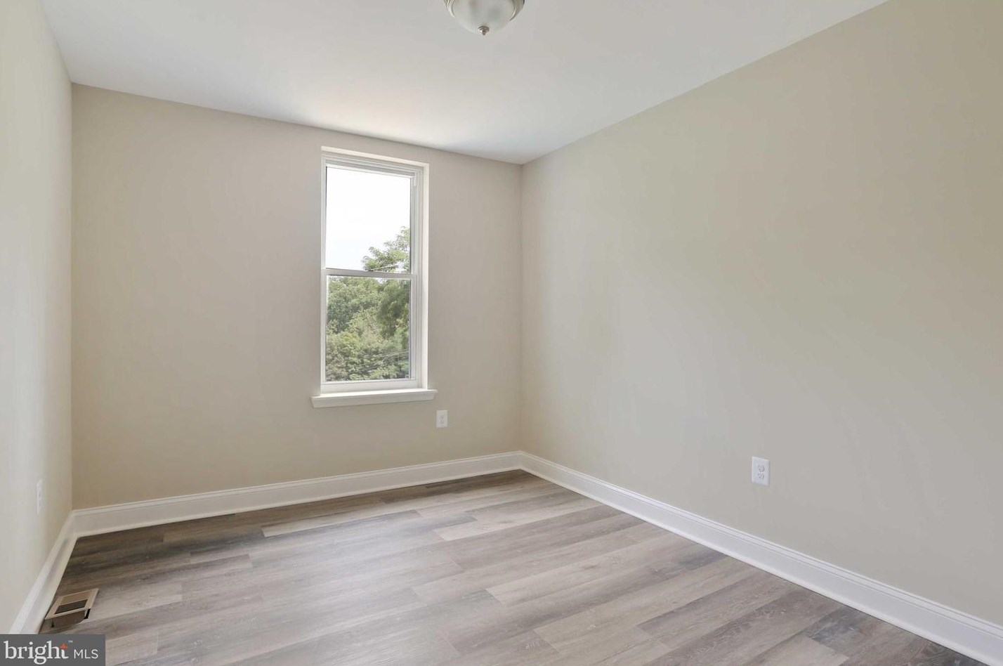 3447 Cottage Ave, Baltimore MD  21215-7831 exterior