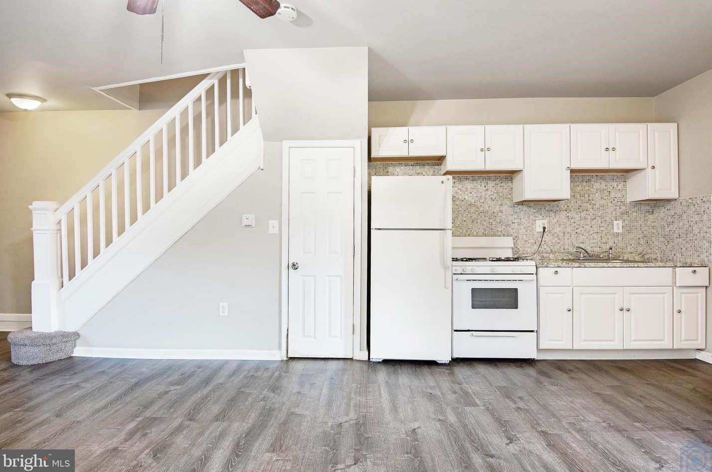 19 Abington Ave, Baltimore MD  21229-3703 exterior