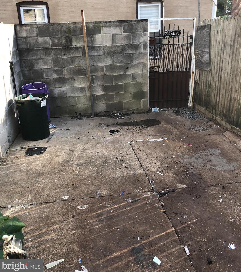 2405 Orleans St, Baltimore MD  21224-1023 exterior