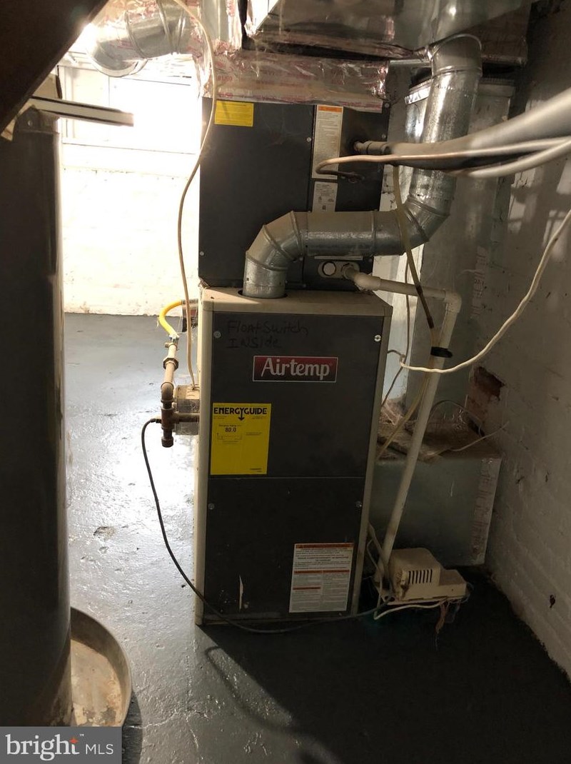 2405 Orleans St, Baltimore MD  21224-1023 exterior