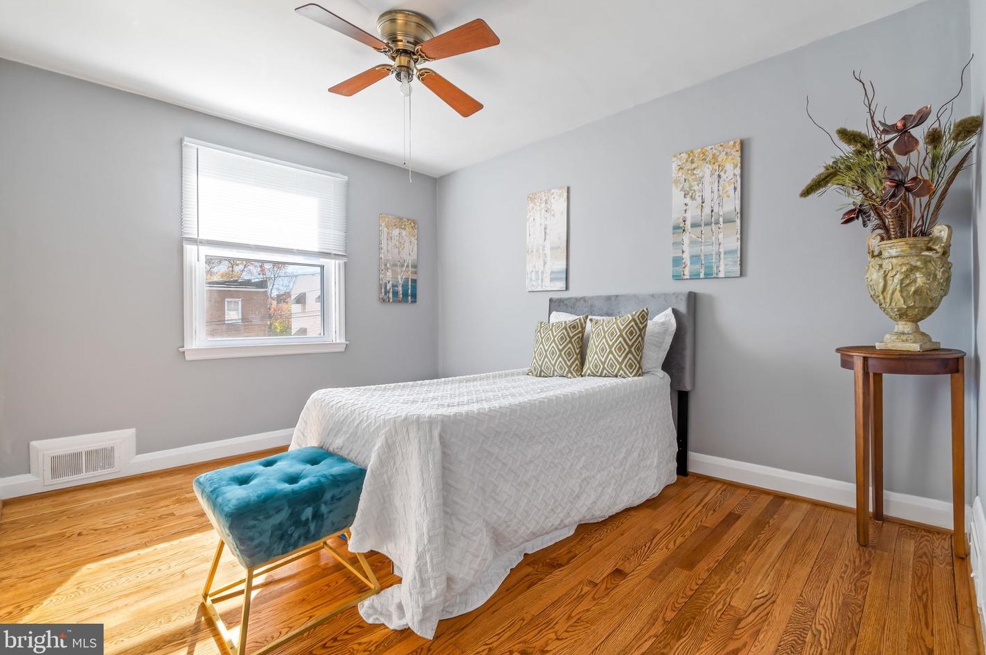 143 Edgewood St, Baltimore MD  21286-2536 exterior